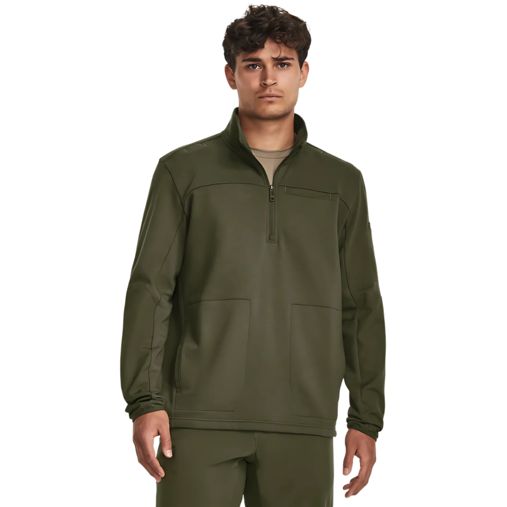 Felpa UNDER ARMOUR uomo in pile verde militare - POCKET-TACT FLEECE indossata